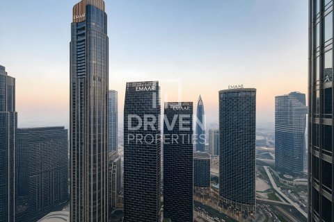 Apartment in Downtown Dubai (Downtown Burj Dubai), Dubai 1 bedroom, 128.02 sq.m. № 125361 - photo 11