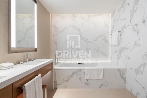 Apartment in The Address Residences Dubai Opera, Downtown Dubai (Downtown Burj Dubai), Dubai 3 bedrooms, 165.46 sq.m. № 125371 - photo 22
