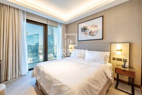 Apartment in The Address Residences Dubai Opera, Downtown Dubai (Downtown Burj Dubai), Dubai 3 bedrooms, 165.46 sq.m. № 125371 - photo 13