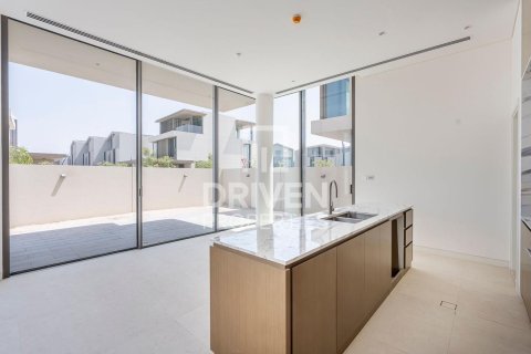 فيلا في Nad Al Sheba 1, Nadd Al Sheba, دبي 4 غرف نوم, 474.46 م² رقم 125370 - صورة 3