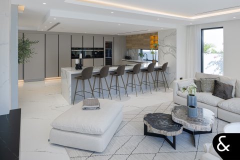 Villa in Jumeirah Golf Estates, Dubai 5 bedrooms, 668 sq.m. № 75792 - photo 3