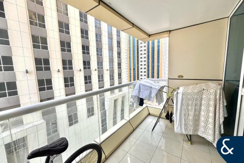 Apartment in Sulafa Tower, Dubai Marina, Dubai 1 bedroom, 90 sq.m. № 75793 - photo 16