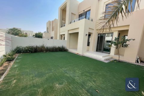 Villa en Mira Oasis, Reem, Dubai, 3 dormitorios, 208 m², № 75791 - foto 1