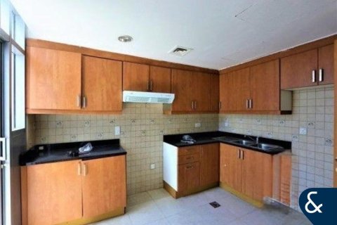 شقة في أبراج بحيرة جميرا, دبي 4 غرف نوم, 250 م² رقم 75790 - صورة 10