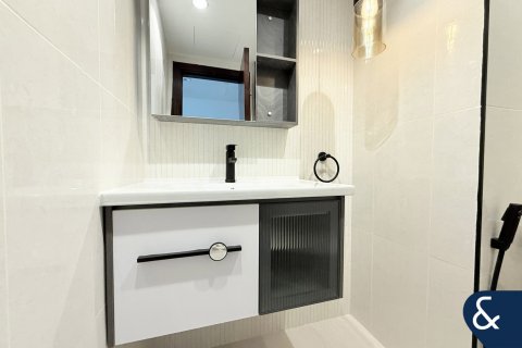 Apartment in Downtown Dubai (Downtown Burj Dubai), Dubai 1 bedroom, 85 sq.m. № 75717 - photo 8