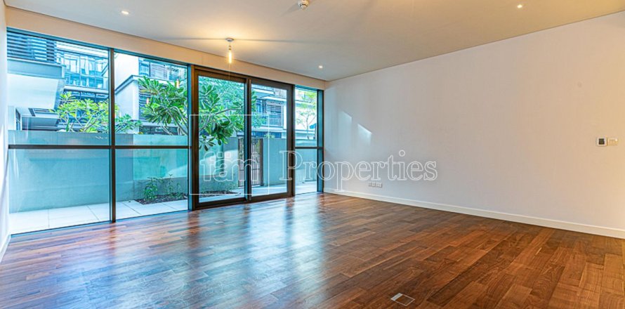 Apartment in Al Wasl, Dubai 1 bedroom, 135.5 sq.m. № 17121