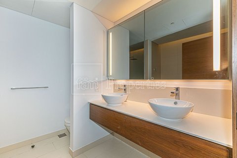 Apartment in Al Wasl, Dubai 1 bedroom, 135.5 sq.m. № 17121 - photo 11