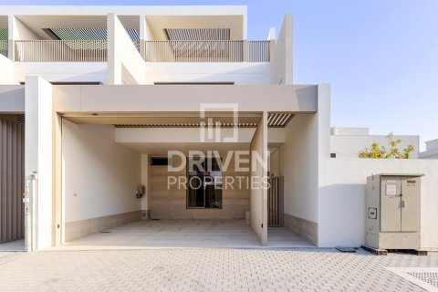 Купить таунхаус в Meydan, Дубай: 3 спальни, 289м², № 18982 - фото 24