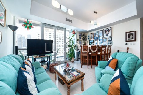 Apartment in The Waves, Dubai Marina, Dubai 3 bedrooms, 171 sq.m. № 45951 - photo 4
