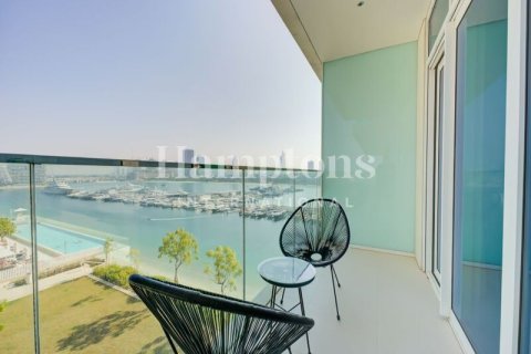 Apartment in Dubai Harbour, Dubai 1 bedroom, 68.09789900 sq.m. № 64015 - photo 4