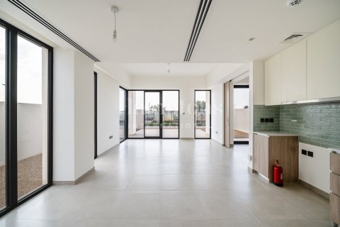 Townhouse in Sweden, The World Islands, Dubai 4 bedrooms, 257.43421300 sq.m. № 64016 - photo 5