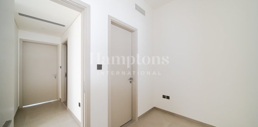 Townhouse in Sweden, The World Islands, Dubai 4 bedrooms, 257.434 sq.m. № 64016