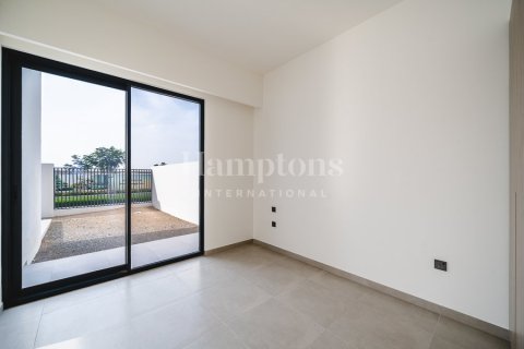 Townhouse in Sweden, The World Islands, Dubai 4 bedrooms, 257.43421300 sq.m. № 64016 - photo 9