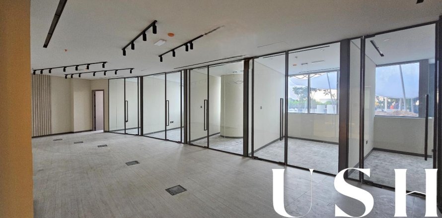 Office in Barsha Heights (Tecom), Dubai 141 sq.m. № 39045