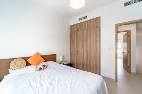 Купить виллу в Дубае: 3 спальни, 161м², № 97193 - фото 12