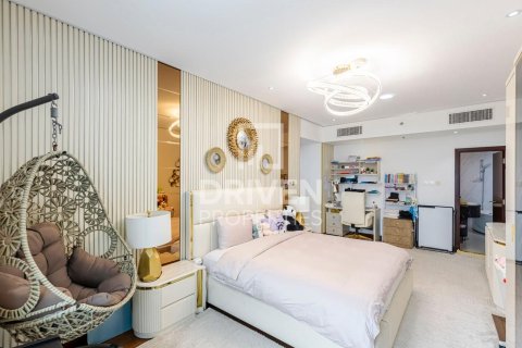 Apartment in Dubai Marina, Dubai 4 bedrooms, 295 sq.m. № 65820 - photo 15