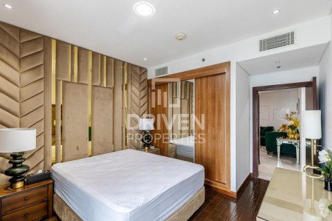 Apartment in Dubai Marina, Dubai 4 bedrooms, 295 sq.m. № 65820 - photo 11