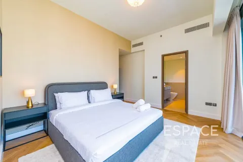 Купить квартиру в Даунтаун Дубай (Даунтаун Бурдж Дубай), Дубай: 3 спальни, 140м², № 71141 - фото 10