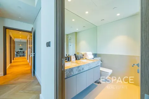 Купить квартиру в Даунтаун Дубай (Даунтаун Бурдж Дубай), Дубай: 3 спальни, 140м², № 71141 - фото 12