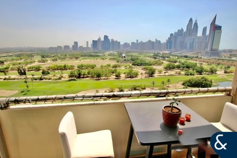 Apartamento en Golf Towers, The Views, Dubai, 1 dormitorio, 92 m², № 78741 - foto 9