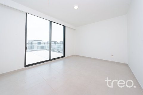Villa in Arabian Ranches 3, Dubai 4 bedrooms, 430.61 sq.m. № 136309 - photo 9