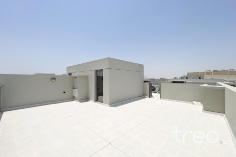 Villa in Dubai South (Dubai World Central), Dubai 4 bedrooms, 306.39 sq.m. № 136296 - photo 6