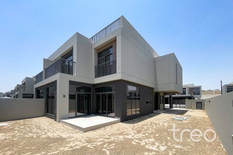 Villa in Dubai South (Dubai World Central), Dubai 4 bedrooms, 306.39 sq.m. № 136296