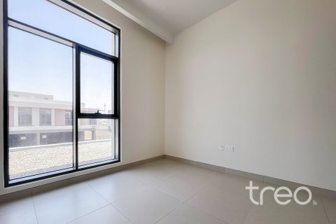Villa in Dubai South (Dubai World Central), Dubai 4 bedrooms, 306.39 sq.m. № 136296 - photo 7