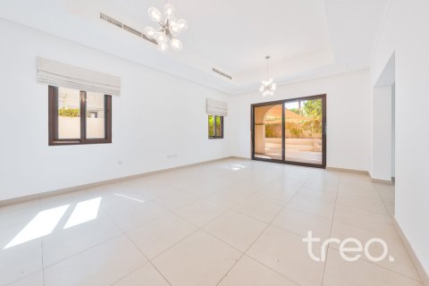 Villa in Lila, Arabian Ranches 2, Dubai 3 bedrooms, 293.95 sq.m. № 136304 - photo 3
