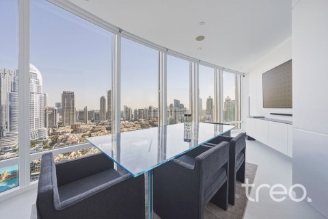 Apartment in Burj Khalifa, Dubai 2 bedrooms, 143.63 sq.m. № 136302 - photo 12