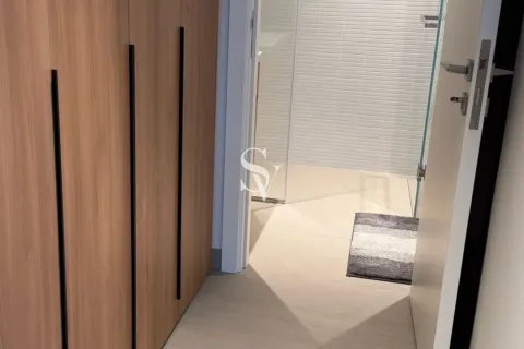 Купить квартиру в Jumeirah Village Triangle: 1 спальня, 66м², № 93332 - фото 8