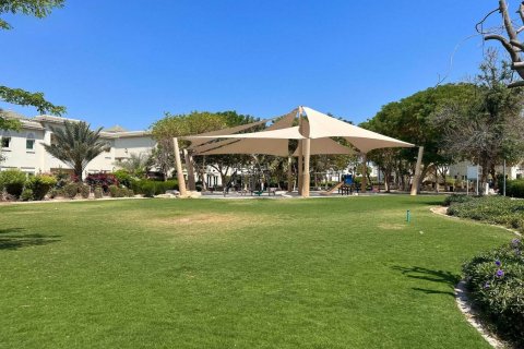 Apartment in AZIZI PLAZA in Al Furjan, Dubai 2 bedrooms, 95 sq.m. № 79223 - photo 21