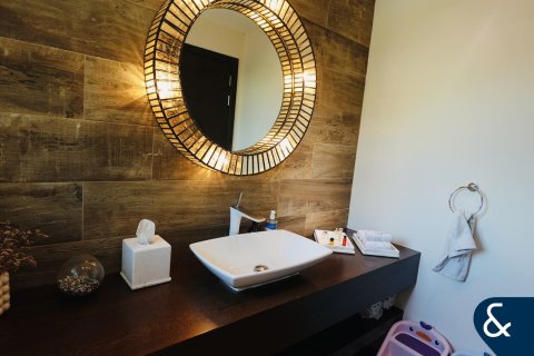 Снять в аренду виллу в Jumeirah Islands, Дубай: 4 спальни, 491м², № 79198 - фото 10