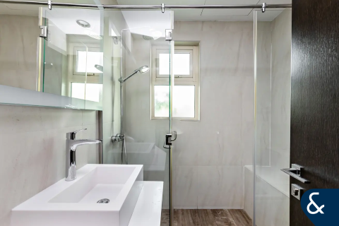 Снять в аренду виллу в Jumeirah Islands, Дубай: 4 спальни, 491м², № 79198 - фото 12