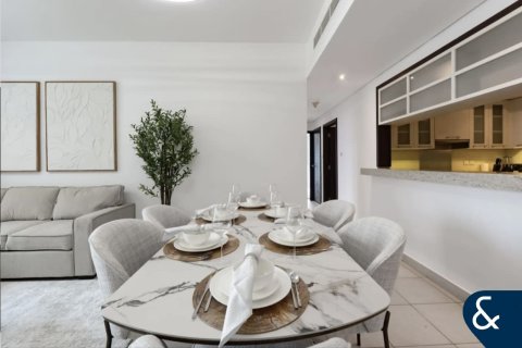 Apartment in Downtown Dubai (Downtown Burj Dubai), Dubai 2 bedrooms, 108 sq.m. № 79210 - photo 5