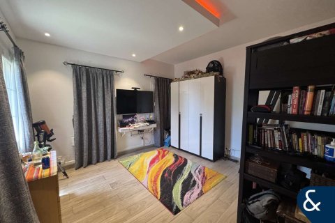 Villa in Arabian Ranches, Dubai 4 bedrooms, 297 sq.m. № 79211 - photo 12