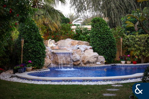 Villa in Arabian Ranches, Dubai 4 bedrooms, 297 sq.m. № 79211 - photo 1