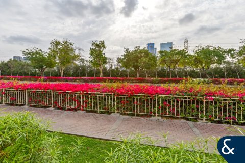 Снять в аренду виллу в Springs 8, The Springs, Дубай: 3 спальни, 157м², № 79197 - фото 23