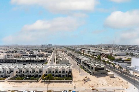 Apartment in AZIZI PLAZA in Al Furjan, Dubai 2 bedrooms, 85 sq.m. № 79224 - photo 14