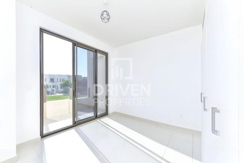 Adosado en Mira Oasis, Reem, Dubai, 3 dormitorios, 219.9 m², № 142982 - foto 8
