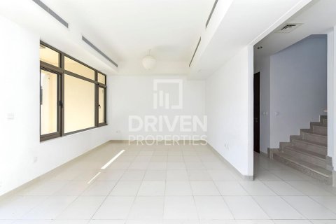 Adosado en Mira Oasis, Reem, Dubai, 3 dormitorios, 219.9 m², № 142982 - foto 4
