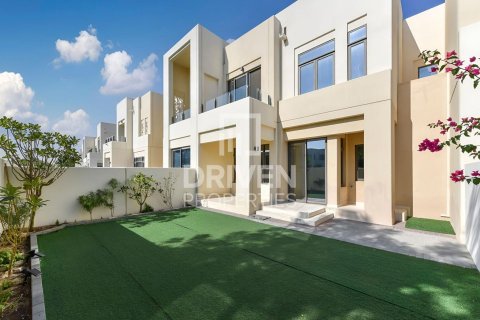 Adosado en Mira Oasis, Reem, Dubai, 3 dormitorios, 219.9 m², № 142982 - foto 17