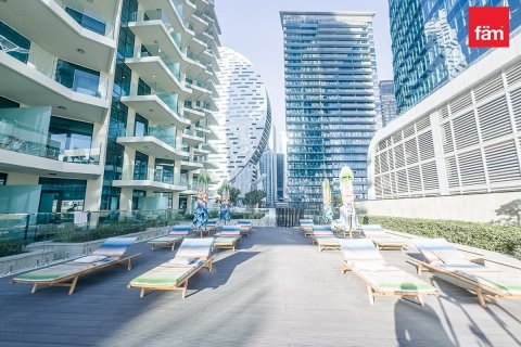 Apartamento en Business Bay, Dubai, 2 dormitorios, 89.9 m², № 10931 - foto 13