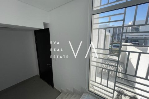 Townhouse in Dubai 3 bedrooms, 190 sq.m. № 52823 - photo 11