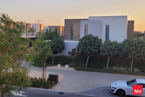 Townhouse in Dubai 3 bedrooms, 135.1 sq.m. № 49993 - photo 10
