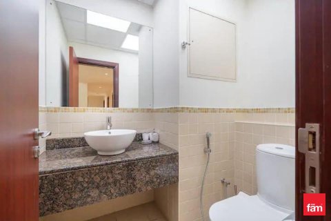 Apartment in Dubai 2 bedrooms, 117.8 sq.m. № 49990 - photo 13