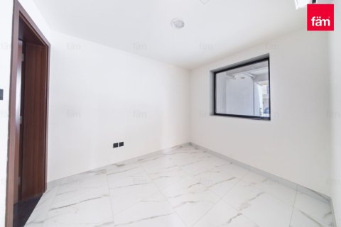 Villa en Dubai, 4 dormitorios, 282 m², № 95533 - foto 12