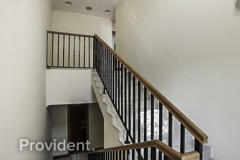 Villa in Dubai Festival City, Dubai 4 bedrooms, 331.2 sq.m. № 2858 - photo 4
