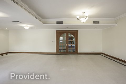 Villa in Dubai Festival City, Dubai 4 bedrooms, 331.2 sq.m. № 2858 - photo 7