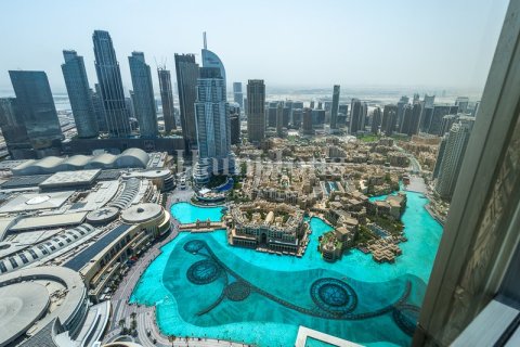 Apartment in Downtown Dubai (Downtown Burj Dubai), Dubai 2 bedrooms, 132.66548400 sq.m. № 12722 - photo 2